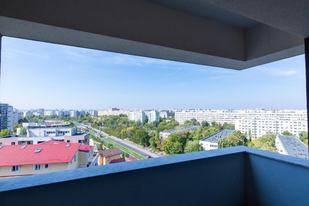 Elegant 2 Bedroom Retreat Bucarest Esterno foto